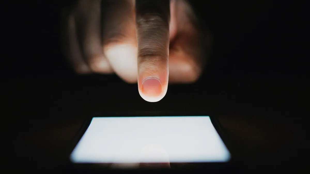 Google begint met delen van sms-berichten met werkgevers