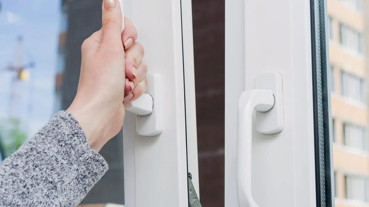 Schimmel in de winter: verstandig slapen zonder open raam